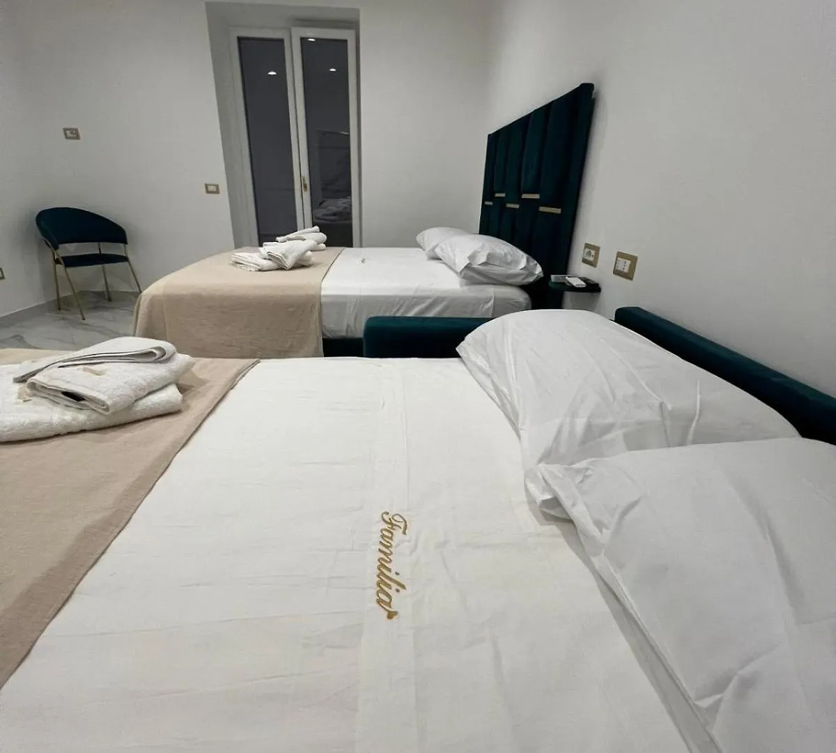 Maison d'hôtes Hotel Familia à Naples